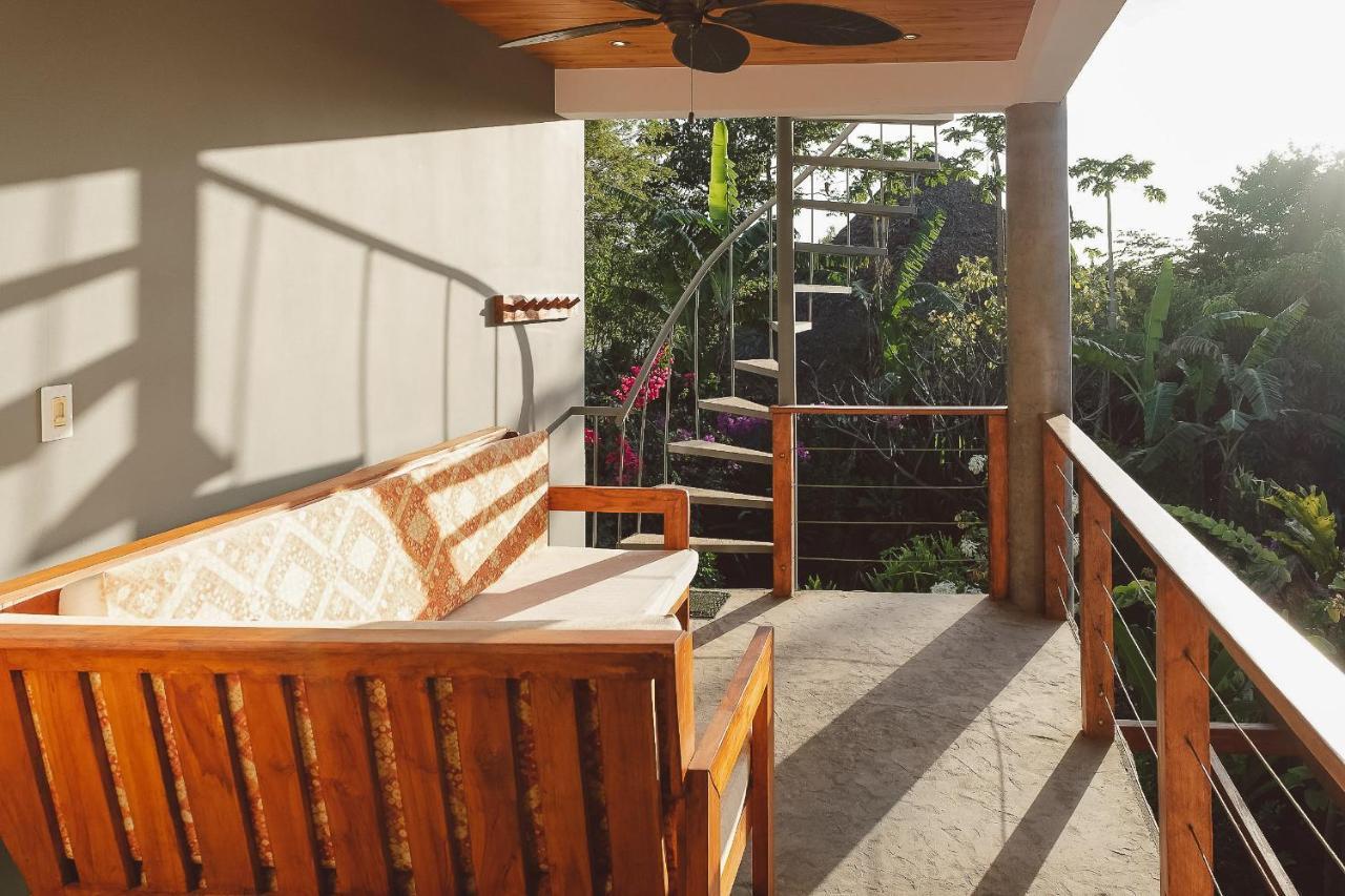 Iluminar Beachfront Suites 诺萨拉 外观 照片